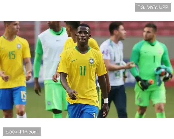 维尼修斯展现非凡精神属性,稳步走出困境迈向巅峰 维尼修斯展现非凡精神属性,稳步走出困境迈向巅峰