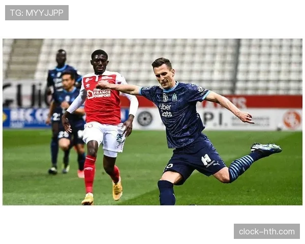 西布朗锋线组合持续发威,球队竞争力显著提升引关注