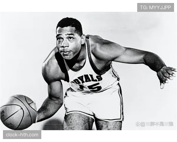 奥斯卡·罗伯特森单场多次三双历史对比彰显全面统治力